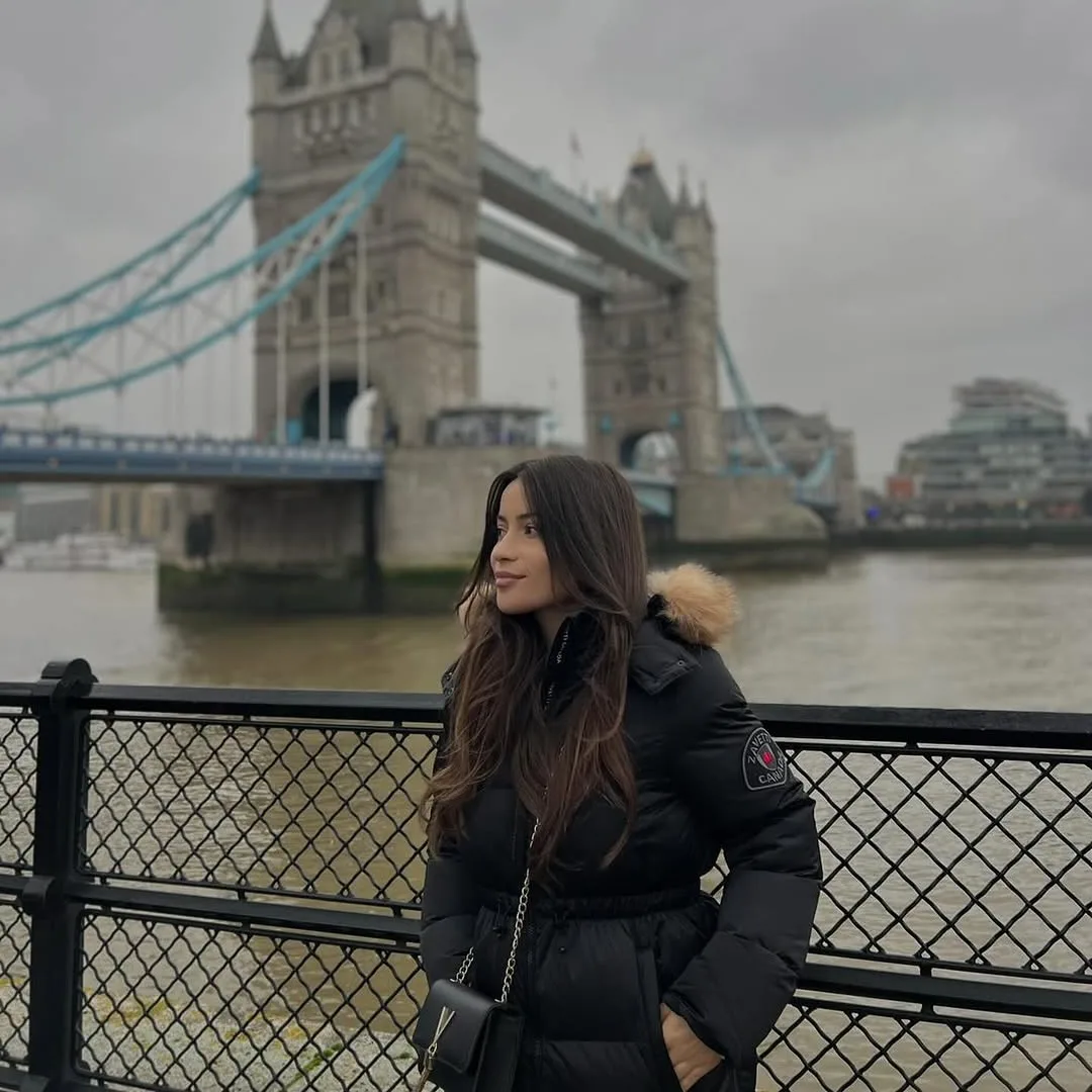 Kliente e Vlera Consulting para Tower Bridge, Londër